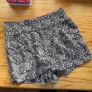 Talula High Waist Monochrome Patterned Shorts